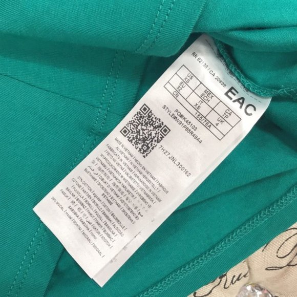 GUESS Celina V-Neck Tie-Front Top - Picture 6 of 6